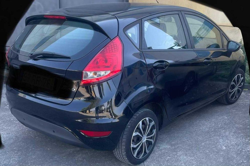 ford fiesta preto 5p bom estado particular