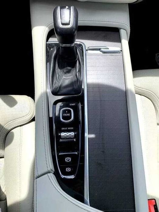 2017 Volvo V90 T6 AWD