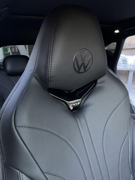 Чохли для Volkswagen ID. UNYX