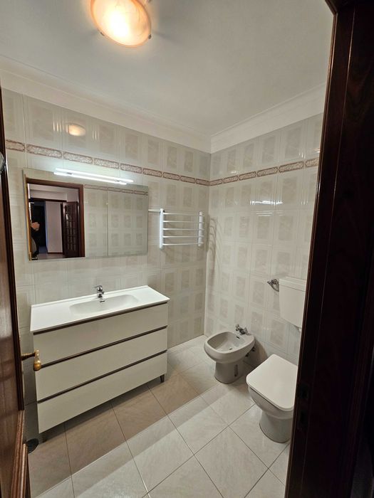 T2 espaçoso; 2 min estação M.Martins