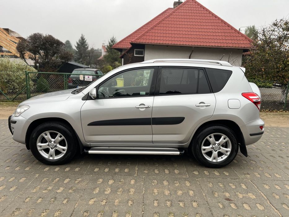 Toyota RAV-4