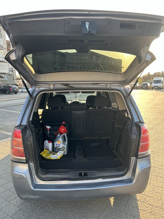 Продам Opel Zafira B