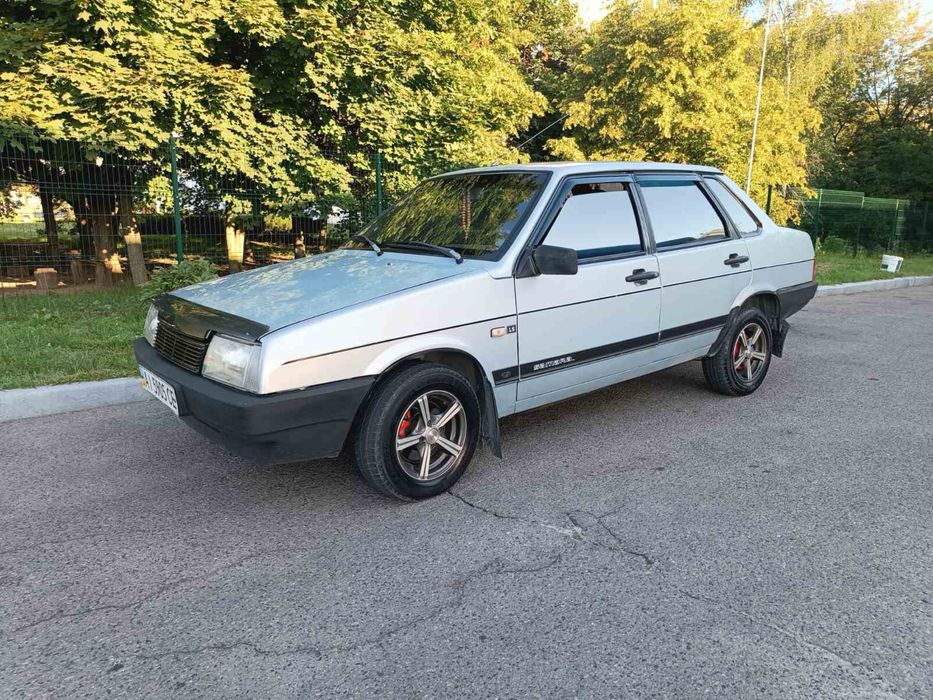 ВАЗ/Lada 21099.