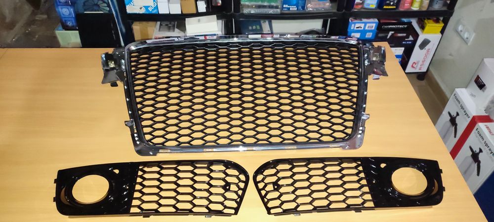 Grelhas RS4 Audi A4 B8.