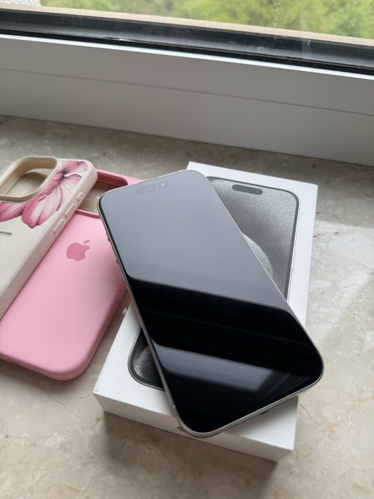 iPhone 15 Pro 128gb biały tytan