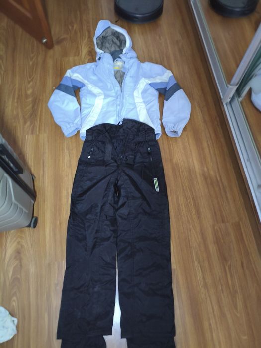 Продам женский лыжный костюм б/у