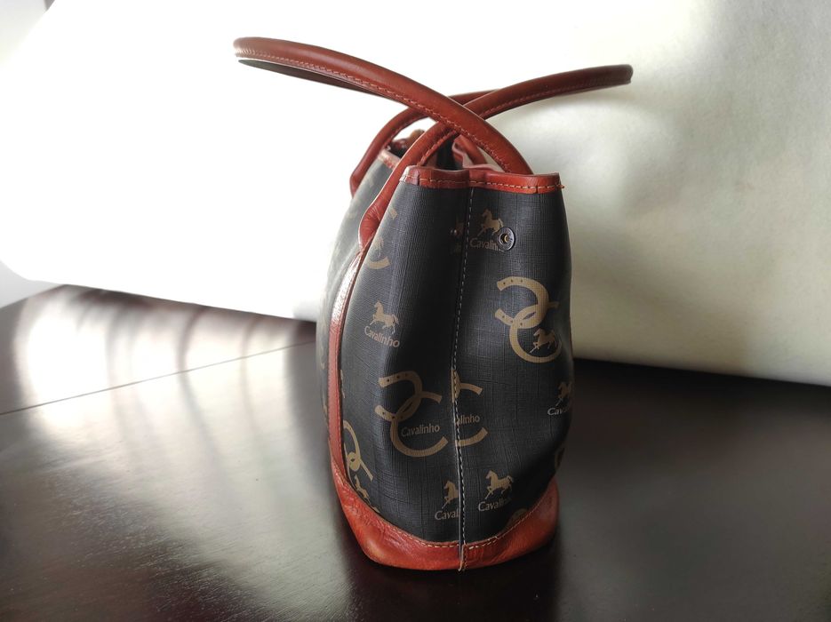 Mala / Carteira de Senhora Pele marca Cavalinho
