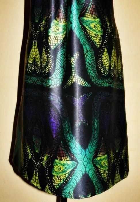 sukienka w piękny deseń 48