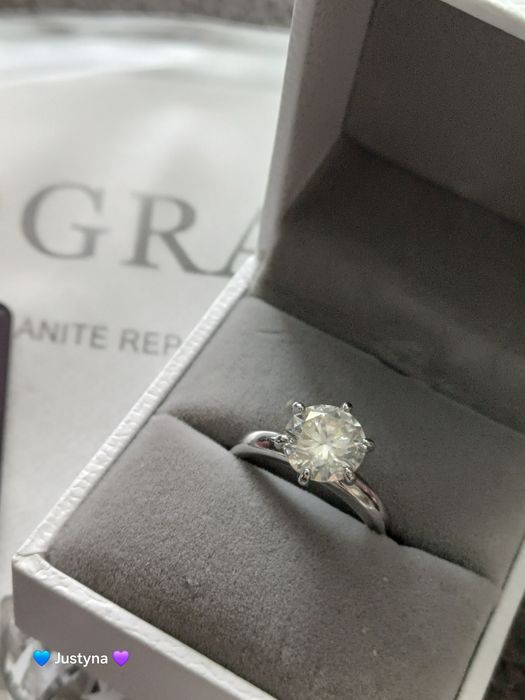 Piękny nowy pierścionek z moissanitem GRA 2ct • srebro 925