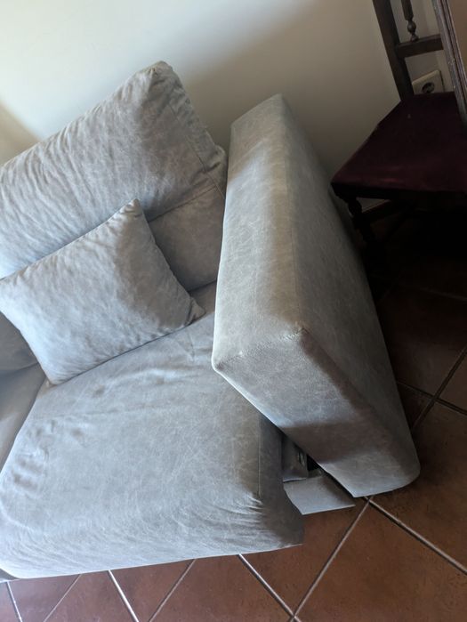 Sofá cama semi novo - possibilidade de entrega