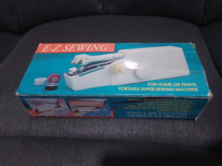 Mini máquina costura