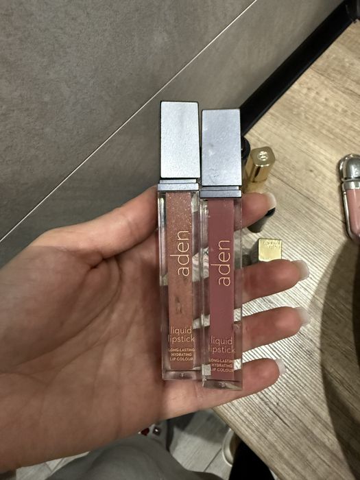 Продам косметику одним лотом. 9 позицій .Оригінал .