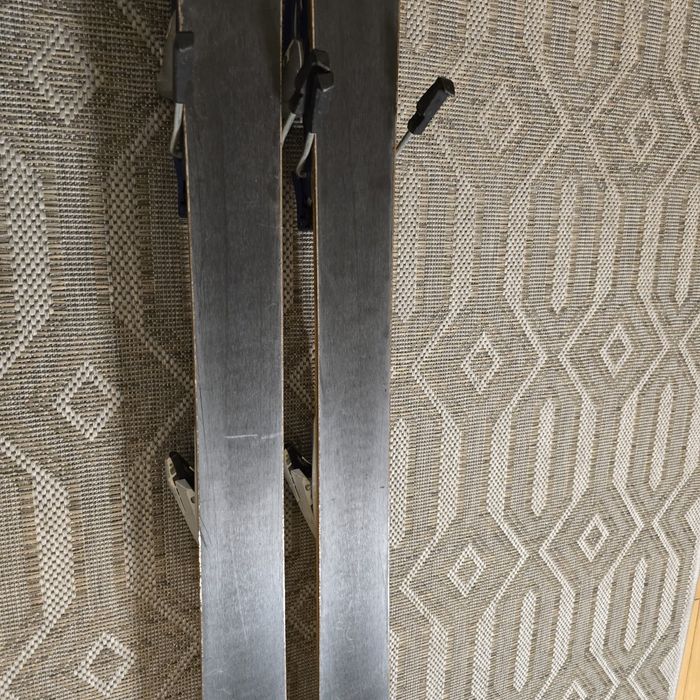 Narty zjazdowe carving Salomon 179cm