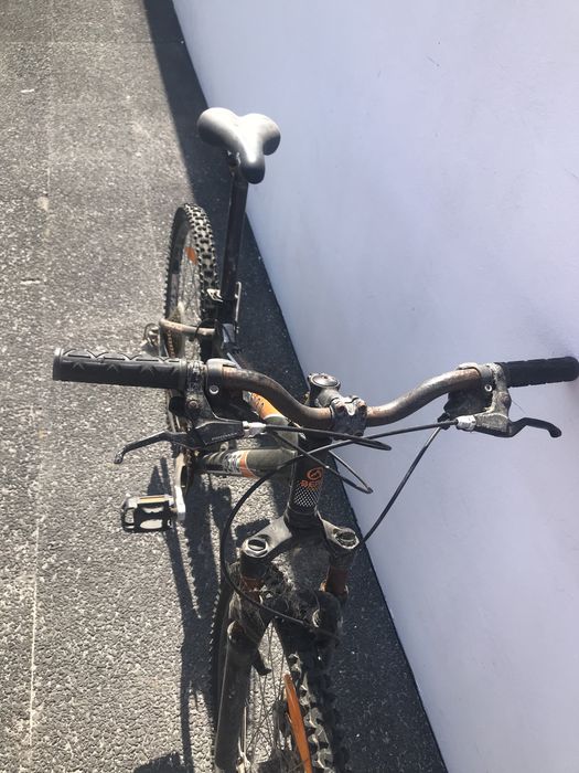 Bicicleta berg usada