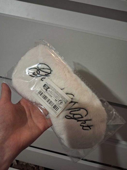 Opaska na oczy do spania nowa