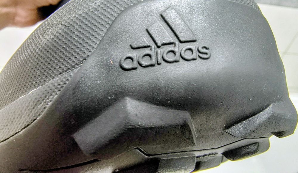 Кроссовки Adidas terrex