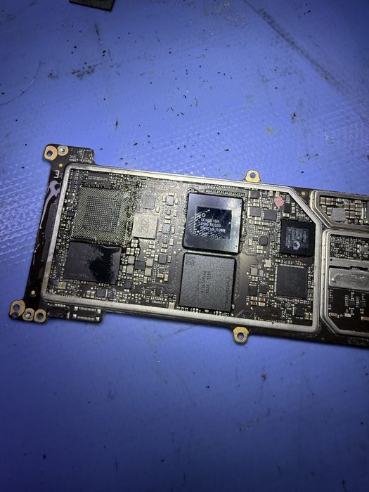 Ремонт, пайка дронів DJI / Autel  та модульні ремонти