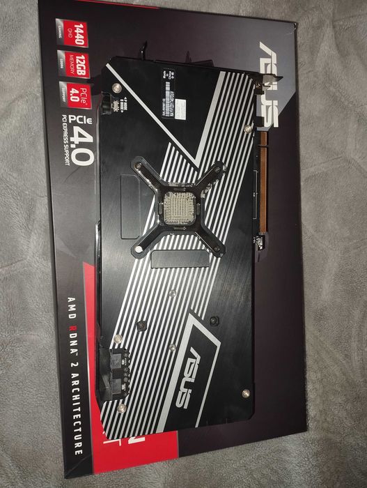 ASUS Radeon RX 6700 XT DUAL 12GB GDDR6