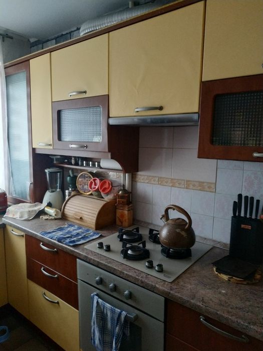 Кухня Ariston плита з витяжкою