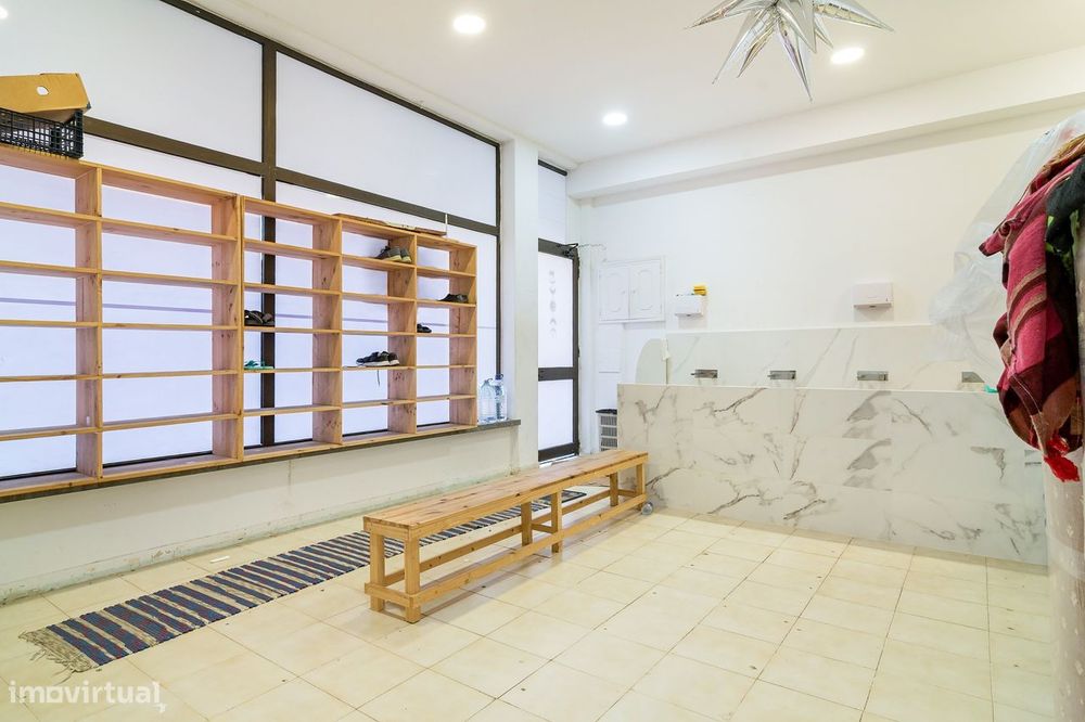 Loja, Costa de Caparica