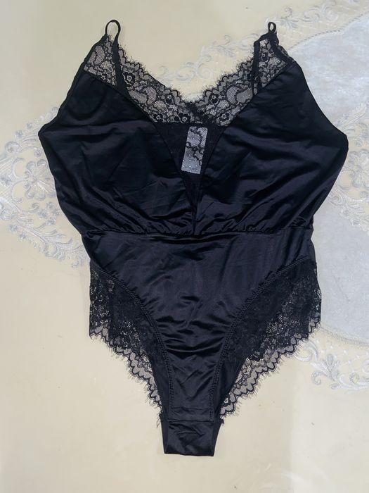 Спідня білизна з мереживом