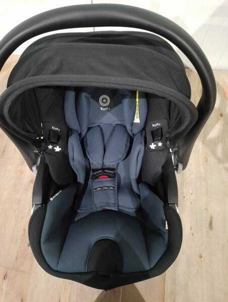 [OUTLET] Kiddy Evoluna I-Size Fotelik Samochodowy 0-13kg Zebra