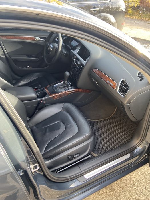 Продам Audi A4B8