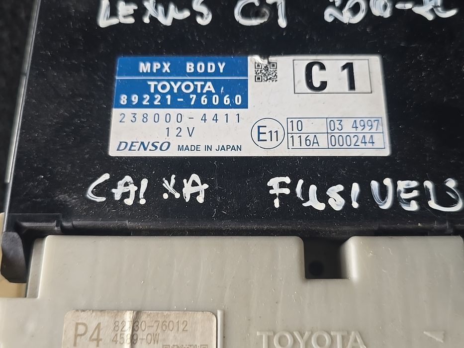 Centralina Caixa de FUSÍVEIS lexus ct200h 2012- EPC OEM