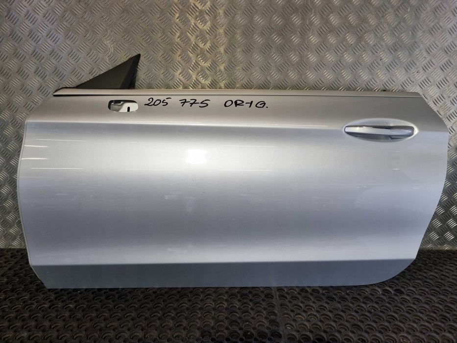 MERCEDES C-Class W205 Двері перед зад ліві праві