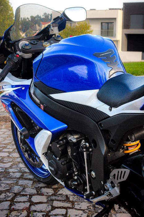 Suzuki GSXR 750 k8