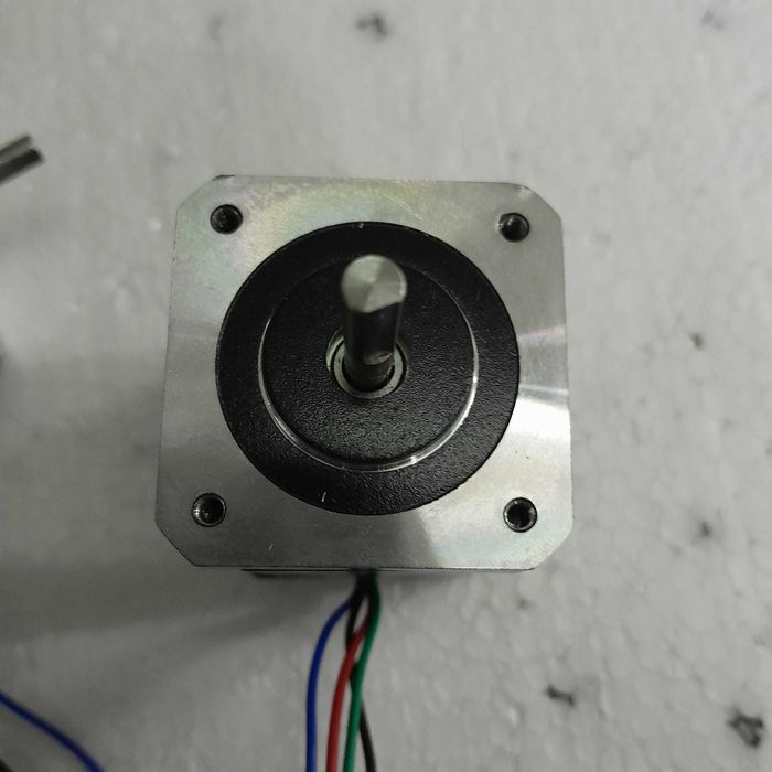 Шаговый двигатель szruitech 42A08