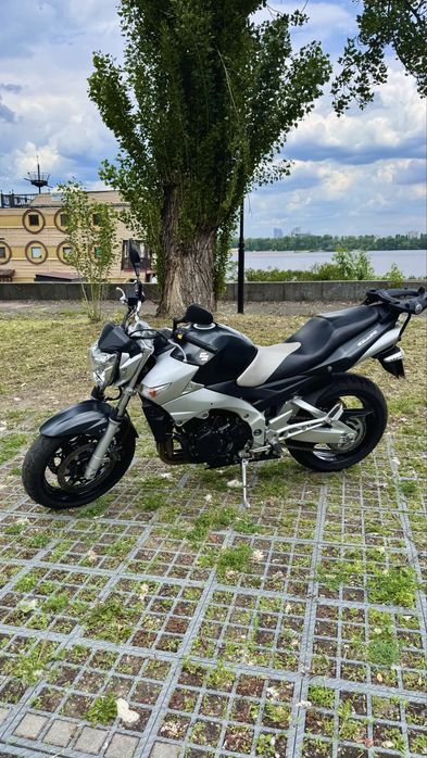 Suzuki GSR 600 с документами