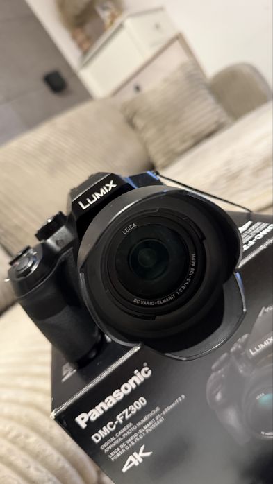 Panasonic Lumix FZ300 aparat 4K