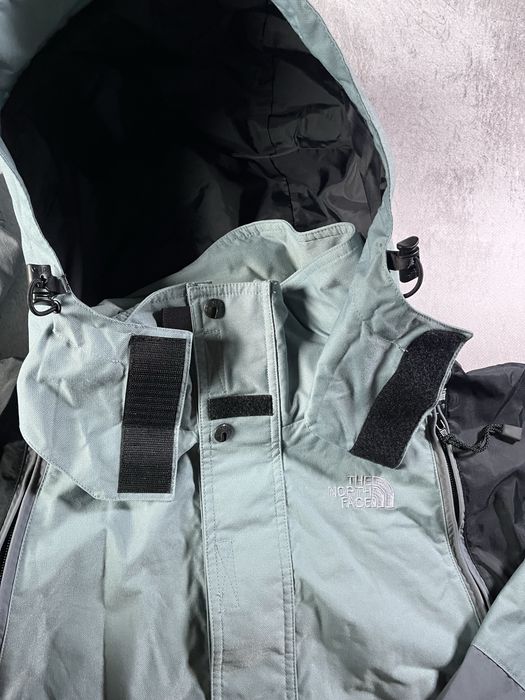 вінтажна вітровка TNF