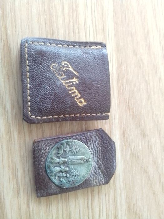 Santo com bolsinha em pele de Fátima só 5€