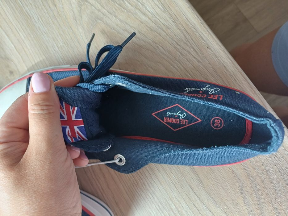 Nowe trampki Lee Cooper r. 38