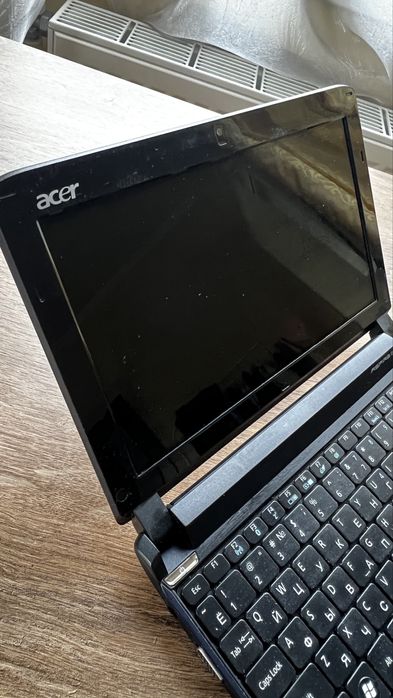 Нетбук Acer Aspire One (NAV50) / 10.1" / На запчастини або відновлення