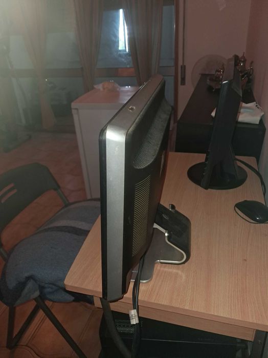 Monitor to shut down computer64740145009026121