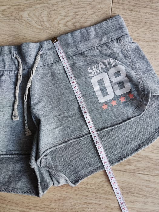 Dresowe krótkie letnie szorty spodenki