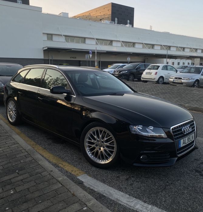 Audi A4 B8 2010 Volante à direita