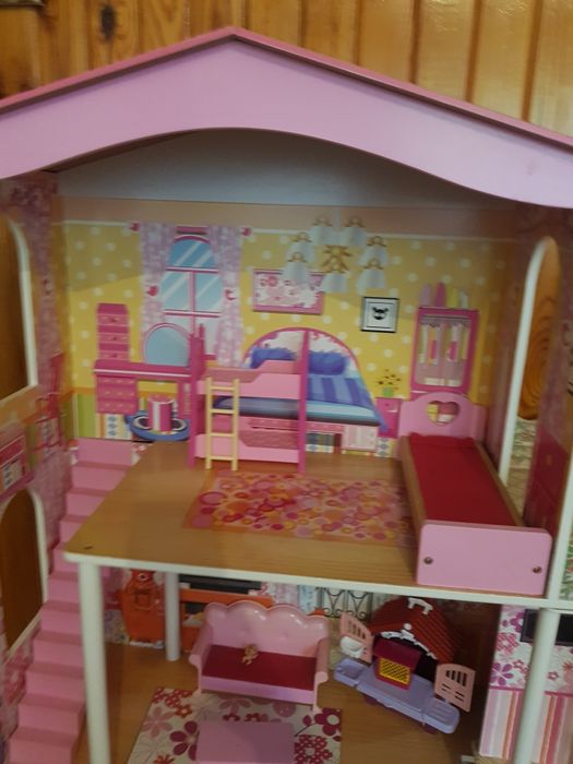 Sprzedam  domek dla lalek