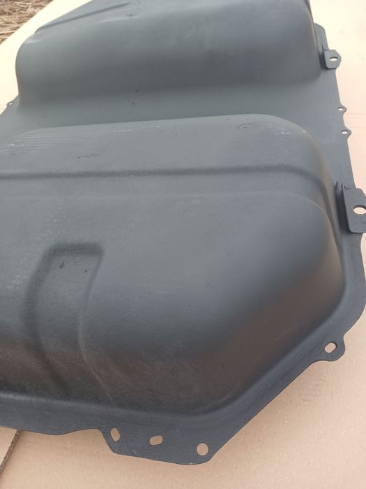 Топливный бак Mitsubishi Grandis Митсубиси Грандис 1700А123