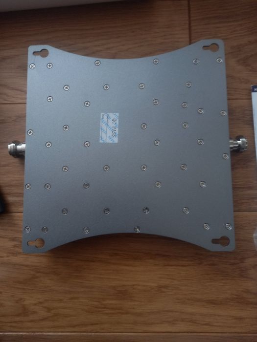 Репітер GSM 900 2600 підсилювач мобільного зв'язку усилитель связи