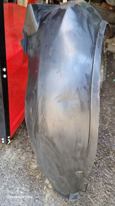 Nadkole Przednie Przód Parwe Audi 80 B4