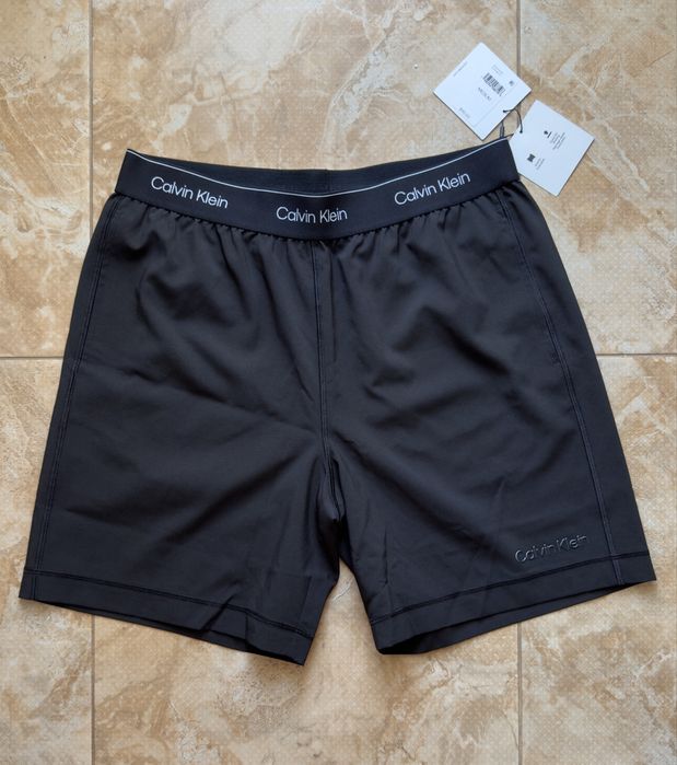 Шорти соловічі Calvin Klein Modern Sport Woven Shorts