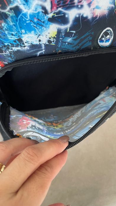 Mochila + lancheira Ghuts