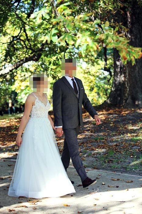 Suknia ślubna w rozmiarze M/L