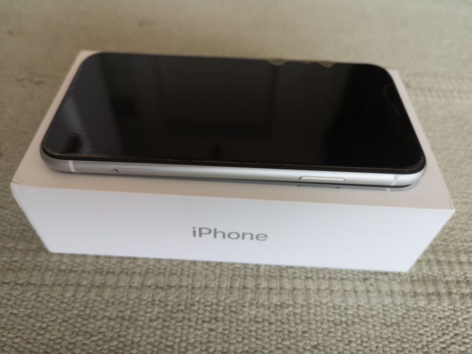 iPhone Xr 128GB oryginalna bateria 86%