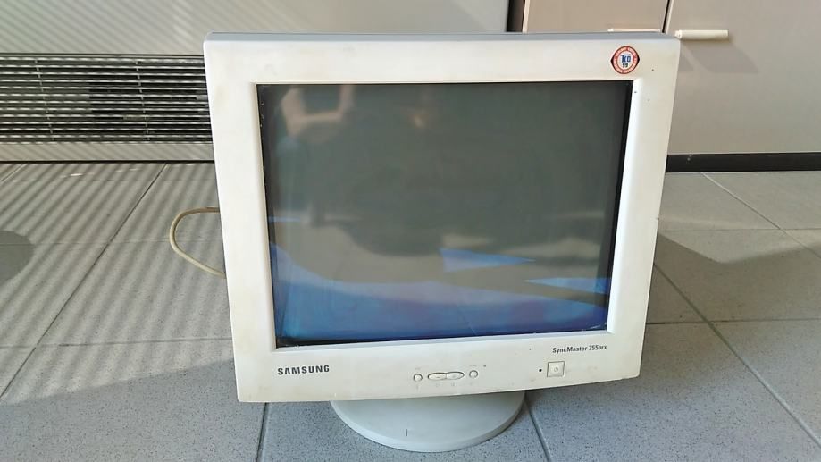 Monitor kineskopowy SAMSUNG SyncMaster 755
