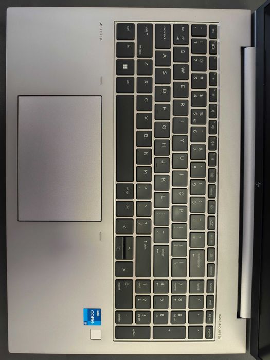 Laptop HP ZBook FireFly G10-16 Core i7 13gen 32GB 1TB Win 11 Pro